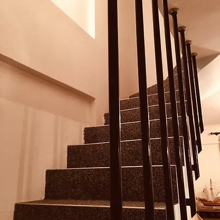 Stella Maisonette هانيوتي